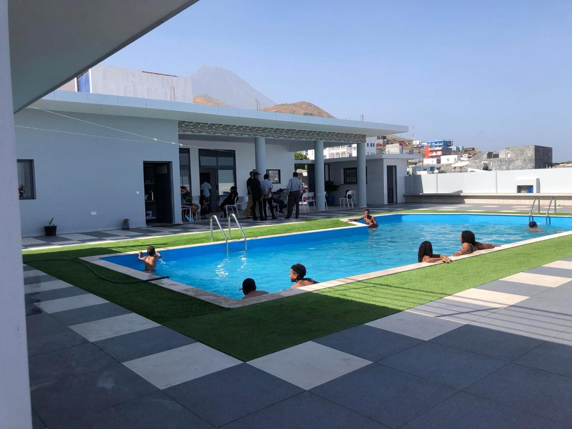 Edificio Cosec Hotel Cova Figueira Luaran gambar